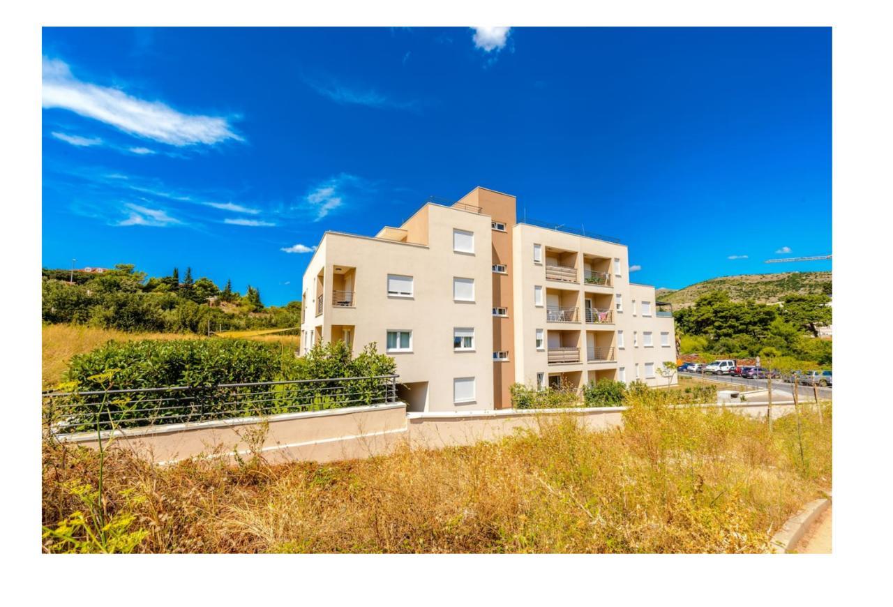 Apartment Bear Дубровник Екстериор снимка